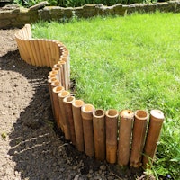 BambusBASIS Flexibe Beetumrandung ohne Erdspießen