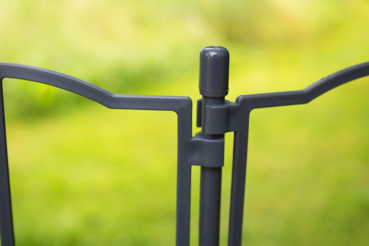 KHW Calypso Pflanzkasten auf Rollen mit Bewässerungssystem + modularem Spalier