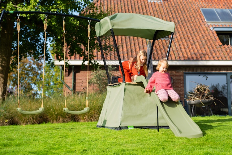 EXIT Ivy Spielturm mit Rutsche und Doppelschaukel