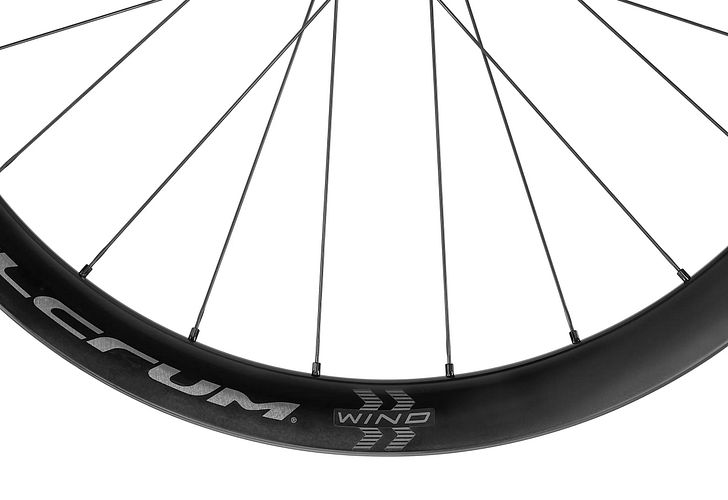 Fulcrum Laufradsatz Wind 42 DB C23 schwarz CA N3W (inkl. Kit für 11 12-fach Kassett