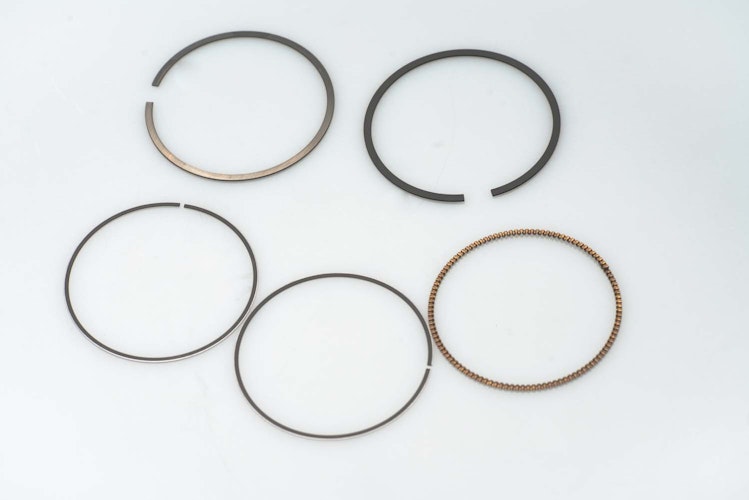 Daytona Kolbenringkit 212ccm