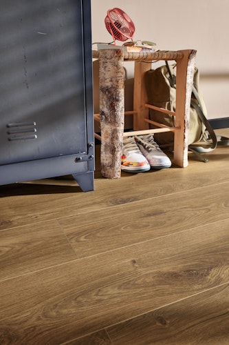 HANDMUSTER MEISTER Designboden MeisterDesign. next DL 500 S 7130 Schlosseiche muskat Porensynchron-Struktur