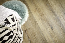 KWG Antigua classic Hydrofix Asteiche Designvinyl Fertigfußboden 123,5x30,5 cm