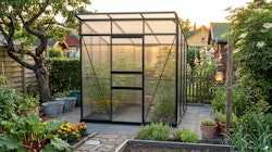 Vitavia Gewächshaus Fokus 4450 inkl. Stahlfundamentrahmen - 3,7 m²