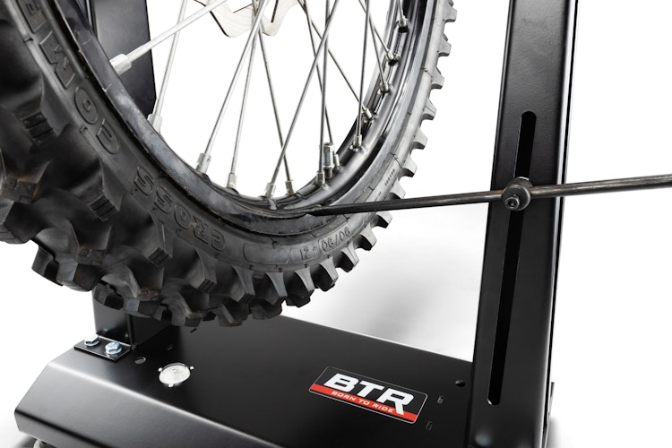 Reifenmontiergerät EVO2® mit Wuchtbock, Starterpaket und Tasche