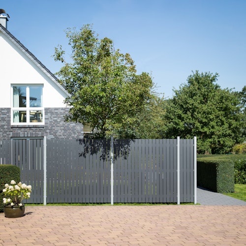 TraumGarten Squadra Alu-Sichtschutz auf Maß