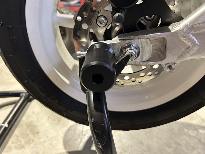 Racemodeparts Kettenspanner / Achsversteller mit Achsprotektor (Set)