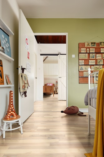 MEISTER Parkettboden MeisterParkett. longlife PC 200 2400 x 200 x 13 mm 9044 Esche lebhaft weiß gebürstet ultramattlackiert