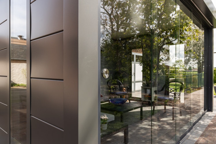 Telluria Glasschiebewände für Lounge XL