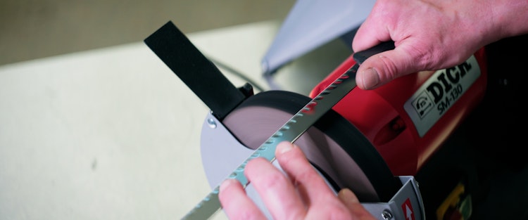 DICK Nassbandschleif- und Poliermaschine SM-130