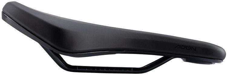 fi'zi:k Terra Aidon X5 Sattel Large schwarz