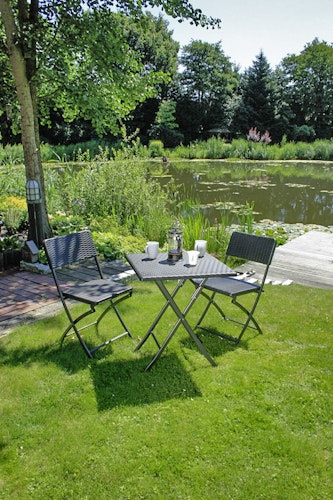 Garden Pleasure Balkonmöbel Set VENTANA, Klapptisch 62 x 62 cm + 2 Klappstühle, Stahl Dunkelgrau / Kunststoff Schwarz