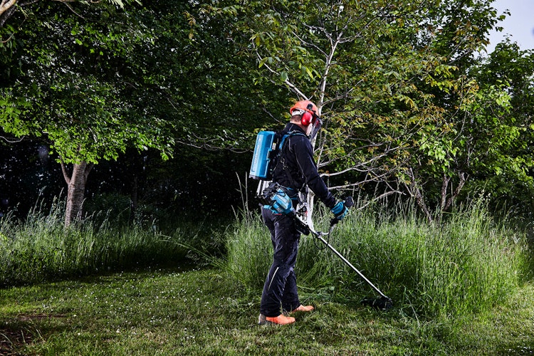 Makita Rückentragbare Akku-Bank 191A59-5