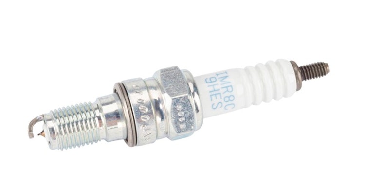 NGK Zündkerze IMR8C-9HES Iridium, 10 mm Gewinde für Honda CBF