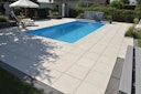 Vorschaubild WESERWABEN® Pool- / Beckenrandsteine - Aquitaine Betonweiß