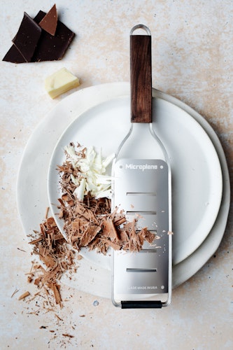 Microplane Große Raspel MASTER Walnussholz