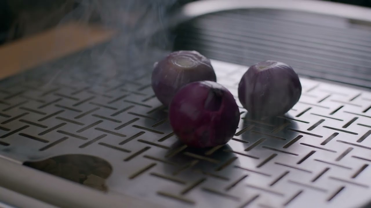 Weber Elektrogrill LUMIN COMPACT mit Stand - Black